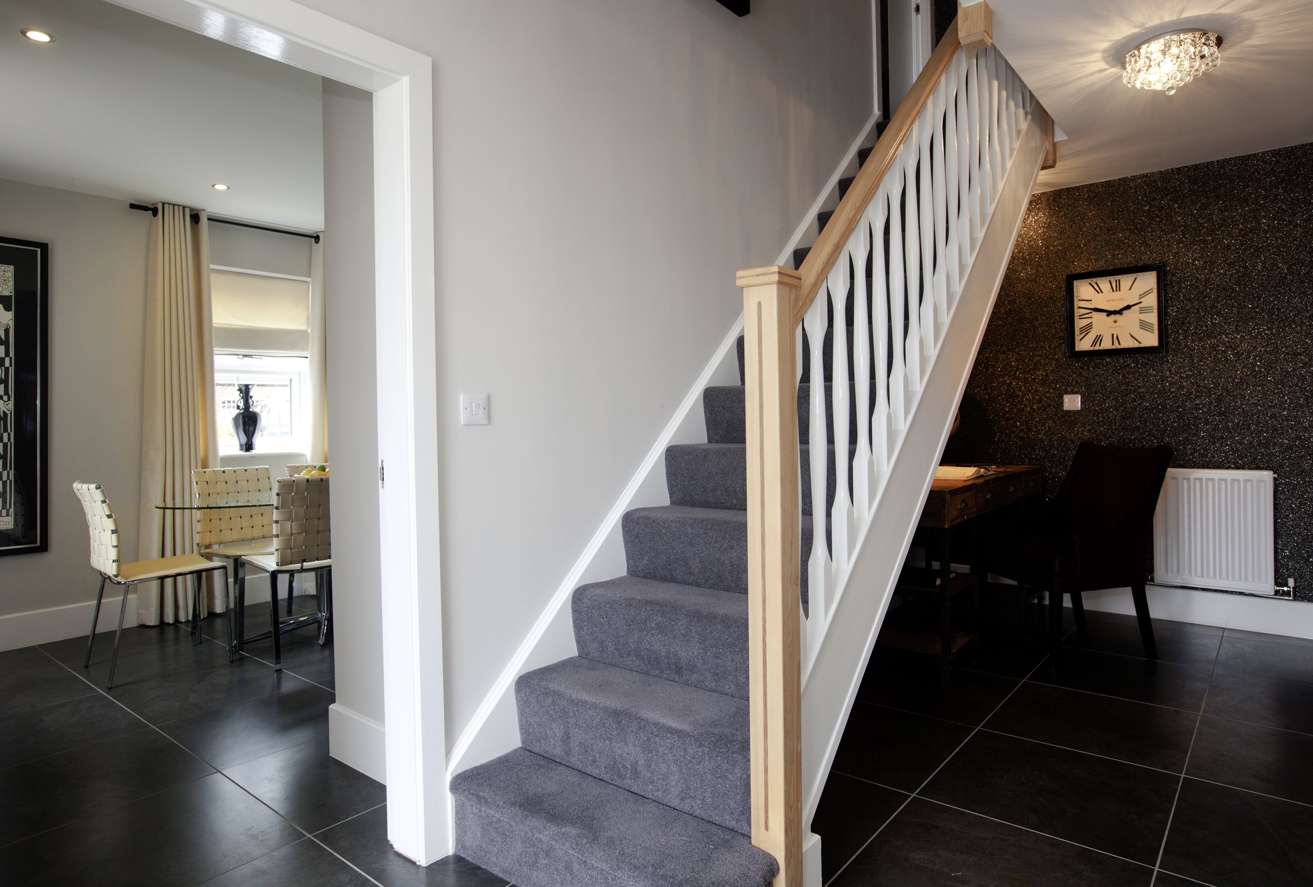 CASE STUDY - BESPOKE STAIRS FOR AVANT HOMES 